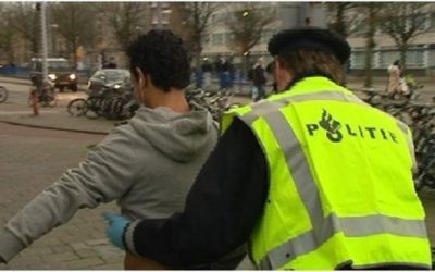 Politie Amsterdam discrimineert onbewust