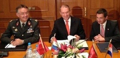 Nederland tekent twee militaire samenwerkingsakkoorden met Marokko