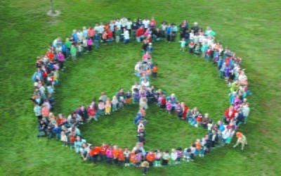 COLUMNS 5 Blijf van onze kinderen af!