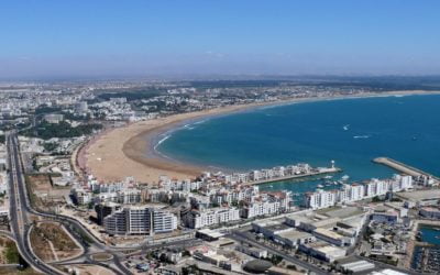 De Marokkaanse toeristische verhalen oriëntaliseren het Amazigh volk