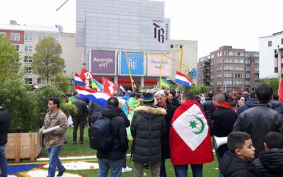 Riffijnse republikeinen protesteren in Rotterdam.