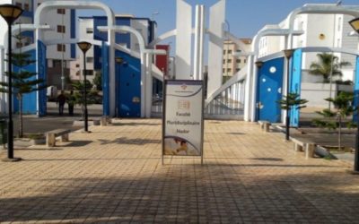 NOORD-AFRIKA 6 Student springt van faculteitgebouw Nador