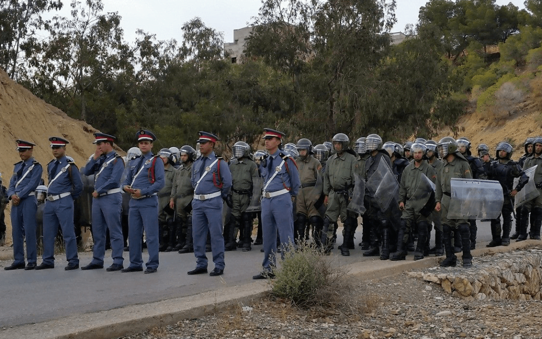 Gendarmes tijdens een demonstratie in de Rif 2017