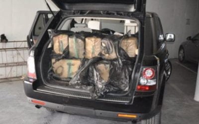 Belgische auto met 160 kilo hasj onderschept