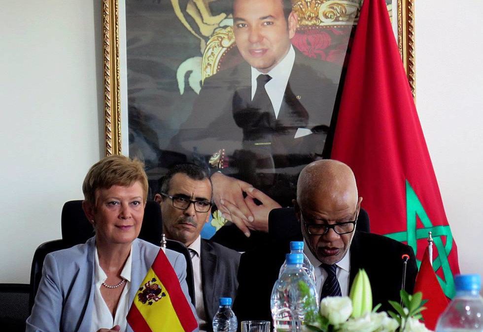 “De staatssecretaris voor migratie, Consuelo Rumí, tijdens haar ontmoeting met de Marokkaanse minister van Werkgelegenheid, Mohamed Yatim, afgelopen dinsdag in Rabat.”